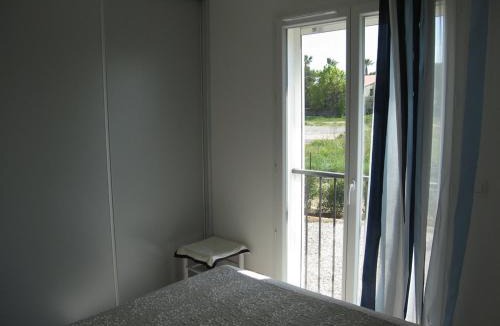 Saint-Cyprien Villa | Charmante villa F4 avec jardin, terrasse et garage – St Cyprien Village, proche commerces et plage - FR-1-106-40