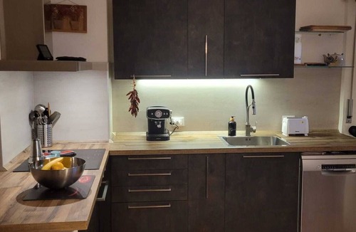 Vacallo Apartment | Charmante Wohnung: Lugano/Como&privater Parkplatz