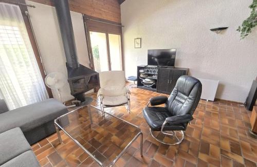 Portalban-Dessous Apartment | Charmantes Reihenhaus in Seenähe
