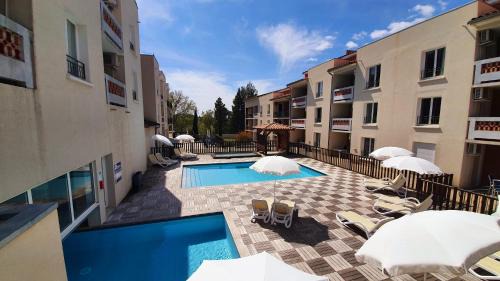 Greoux-les-Bains Apartment | Charme de Provence - Piscine & Climatisation