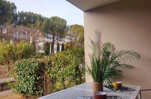 Greoux-les-Bains Apartment | Charme de Provence - Piscine & Climatisation