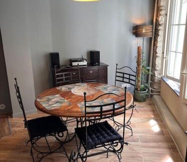 Moret-sur-Loing House | Charme et Calme au Cœur de ville