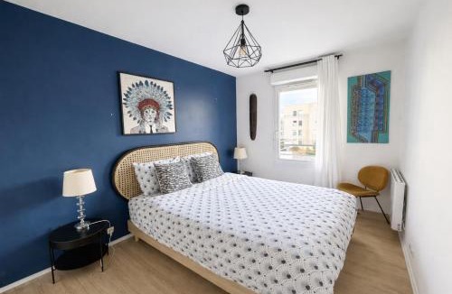 Saint-Denis Apartment | Charme et Douceur By UTA HOUSE
