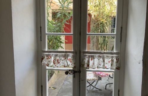 Conilhac-Corbieres House | Charme in Französischem Weindorf