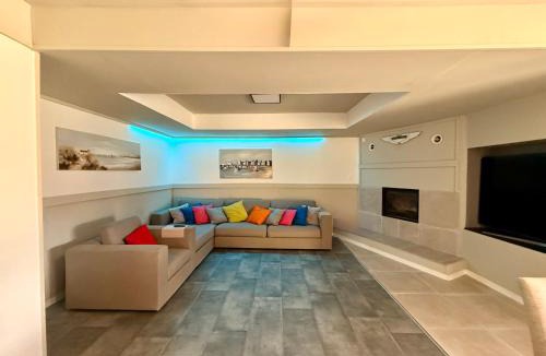 Queyssac Villa | Charme rustique- piscine privée et jardin