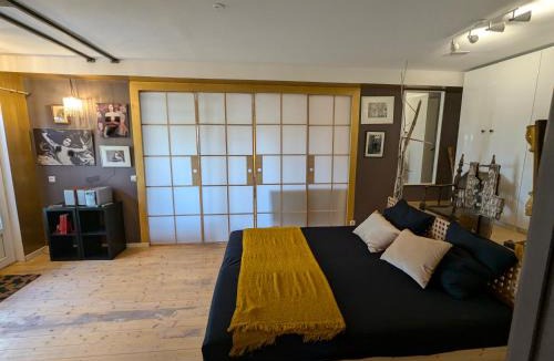 Vedene Apartment | Charme, vue et piscine naturelle