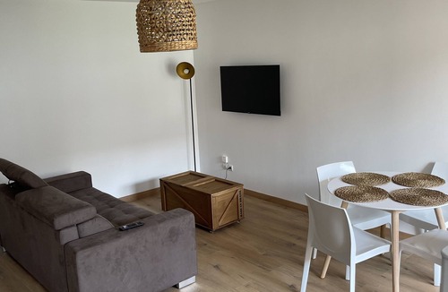 Seilh Apartment | Charment T2 at Seilh golf course