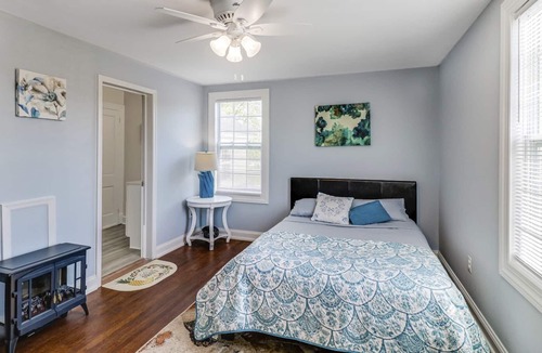 Greensboro Apartment | Charmer Base for Eastern Shore Exploration