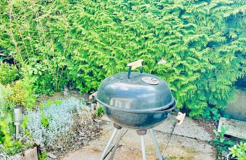 Changey House | Charmes lakeside house