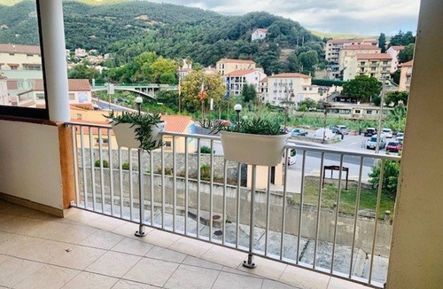 Amelie-les-Bains-Palalda Apartment | Charming F2 Apt with Terrace & A/C in Amélie-les-Bains - Sleeps 4