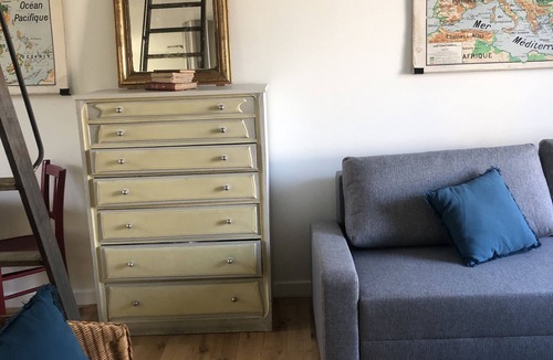 La Chapelle-Saint-Mesmin House | Charming mezzanine studio