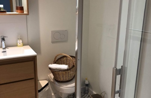 Saint-Pryve-Saint-Mesmin Apartment | Charming single-storey studio in a quiet location