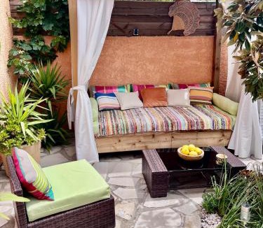 Villelongue-de-la-Salanque House | Charming mediterranean house