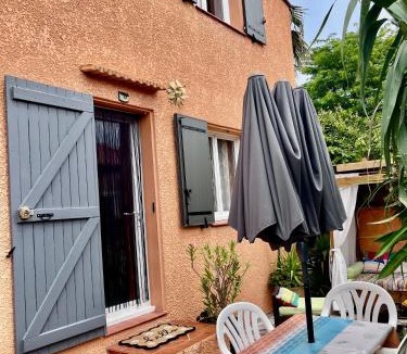 Villelongue-de-la-Salanque House | Charming mediterranean house