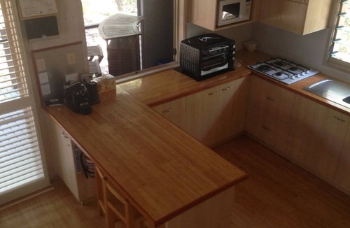 Gold Coast Cabin | Charming Island Escape Gold Coast