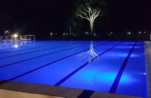 Gold Coast Cabin | Charming Island Escape Gold Coast