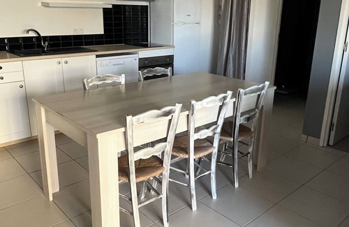 Boueilh-Boueilho-Lasque Apartment | Charming studio between sea and mountains