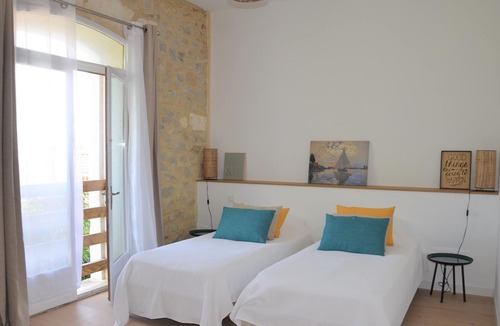 Saint-Laurent-d'Aigouze House | Charming bastide near Aigues-Mortes, heart of the village, quiet swimming pool