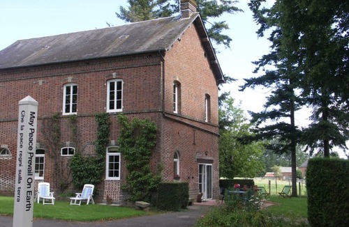 Saint-Pierre-la-Riviere Cottage | Charming Normandy house with garden, pets allowed, near hiking trails