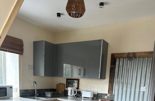 Much Birch Apartment | Charming 1-Bed Apartment in Hereford