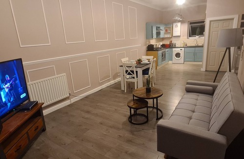 Barnsley Apartment | Charming 1-bed Apartment in Barnsley