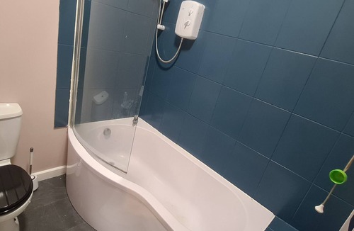 Barnsley Apartment | Charming 1-bed Apartment in Barnsley