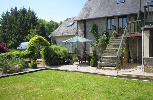 Coulouvray-Boisbenatre Cottage | Charming 1-Bed Cottage in Calvados
