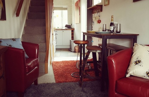 Blaenavon House | Charming 1-bed Maisonette With Mountain View