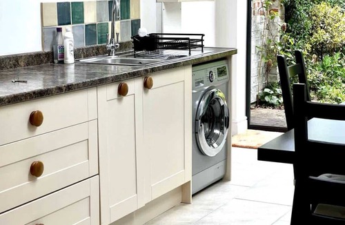 Cambridge City Centre House | Charming 1 bed super central Terraced House