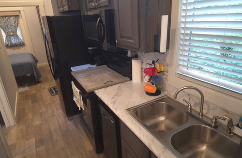 Gruene Cottage | Charming 1-bedroom cottage nestled in the woods 1 mile from Historical Gruene TX