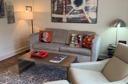Central Oklahoma City House | Charming 1-bedroom house in marvelous central Oklahoma City with WiFi AC