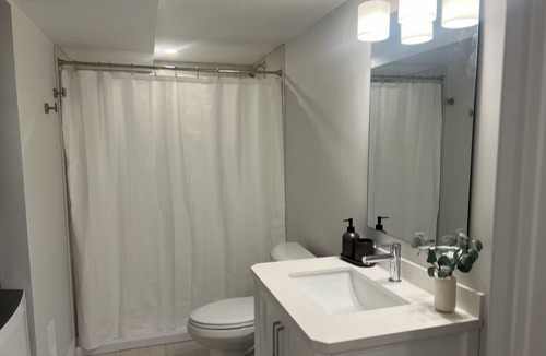 Waterloo Apartment | Charming 1-Bedroom Apartment in Waterloo