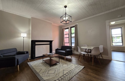 Kingston Apartment | Charming 1-bedroom apartment in lovely Kingston with AC, WiFi