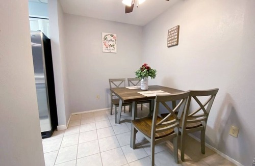Lake Highlands Apartment | Charming 1-bedroom apartment with WiFi, AC in delightful Dallas