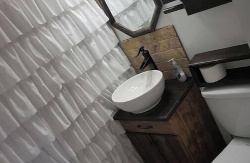 Lowell Apartment | Charming 1-bedroom apartment in nice Lowell with WiFi, AC