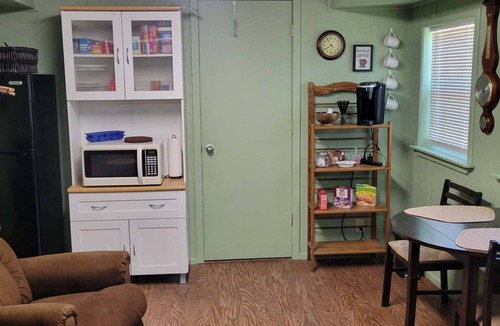 Broken Bow Cottage | Charming 1-bedroom cottage in Broken Bow