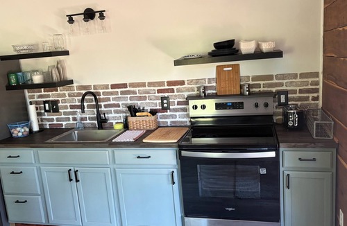 Critz Cabin | Charming 1-bedroom cabin in pleasant Critz for a cozy getaway