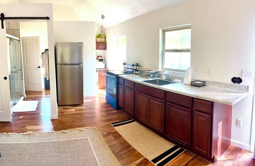 Rusk Cabin | Charming 1-bedroom cabin in Rusk
