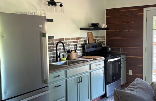 Critz Cabin | Charming 1-bedroom cabin in pleasant Critz for a cozy getaway