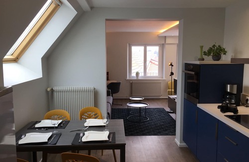 Schwenheim Apartment | Charming 1 bedroom apartment *