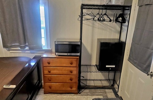 Chapin Cottage | Charming 1-bedroom "glamping" cottage in peaceful Chapin (see description below)