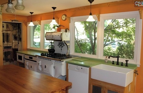 Chapin Cottage | Charming 1-bedroom "glamping" cottage in peaceful Chapin (see description below)