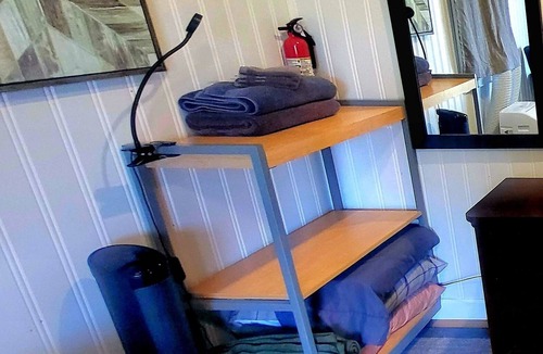 Chapin Cottage | Charming 1-bedroom "glamping" cottage in peaceful Chapin (see description below)