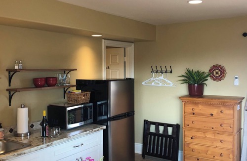 Escondido House | Charming 1-bedroom house in Escondido with AC, WiFi, quiet and private, views
