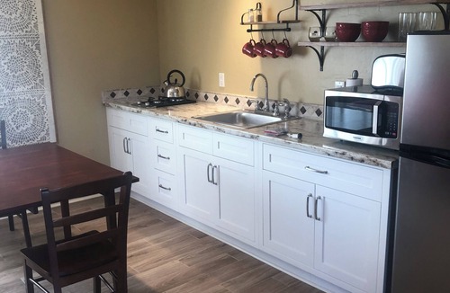 Escondido House | Charming 1-bedroom house in Escondido with AC, WiFi, quiet and private, views