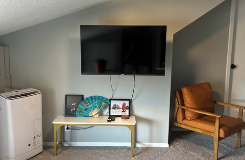 Woodstock House | Charming 1-bedroom house with WiFi and AC in beautiful Portland