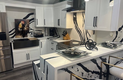 South Central Houston House | Charming 1-bedroom house Luxury Feel - Med Center/Midtown