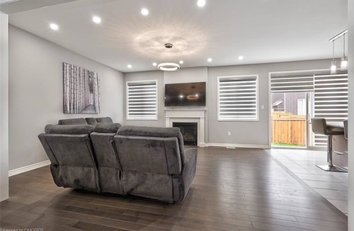 Milton House | Charming 1-bedroom house in fabulous Milton with AC, WiFi