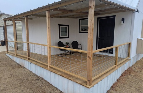 Wheatland House | Charming 1-bedroom house heat AC, WiFi in lovely Tuttle/Bridge Creek Oklahoma