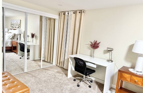 New Castle Other | Charming 1 bedroom in New Castle with parking.